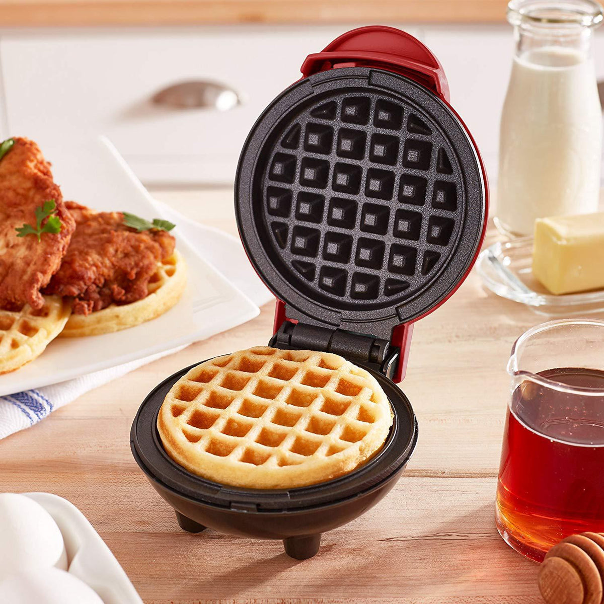 π§ Mini Waffle Maker β 4β Nonstick Personal Waffle Machine