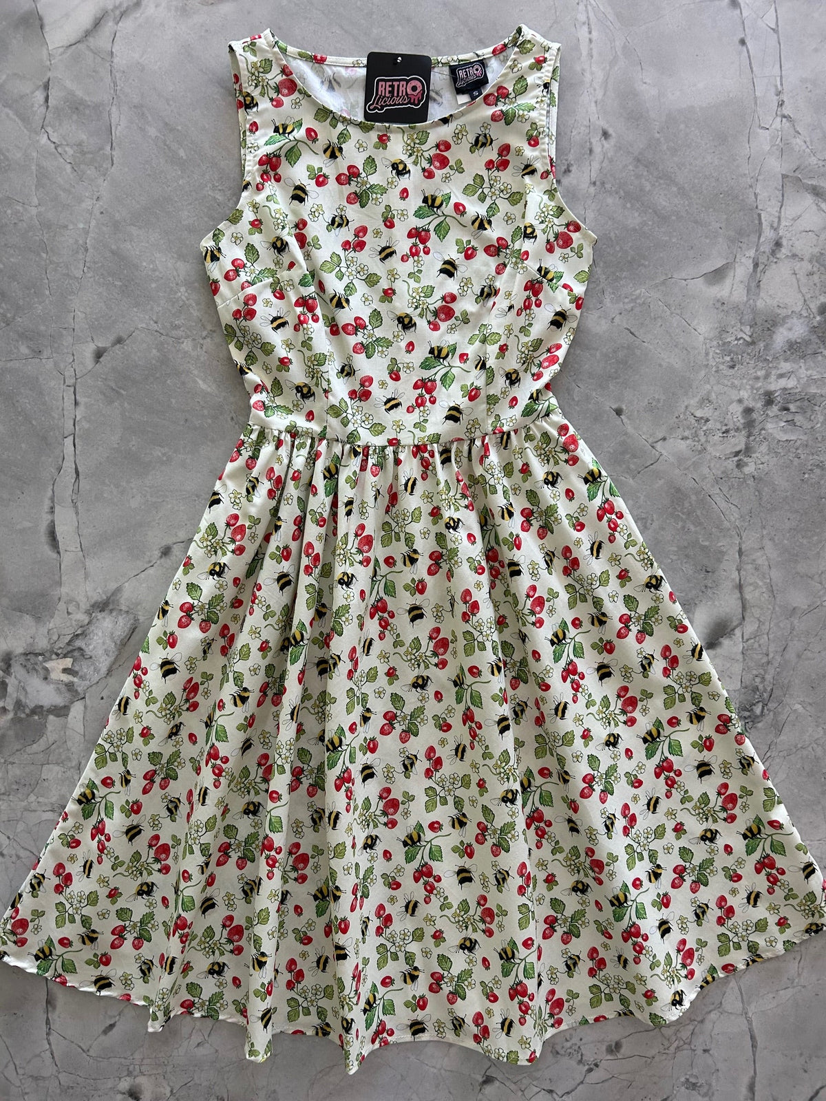 Berry Bees Vintage Dress - Medium only, 1 left!