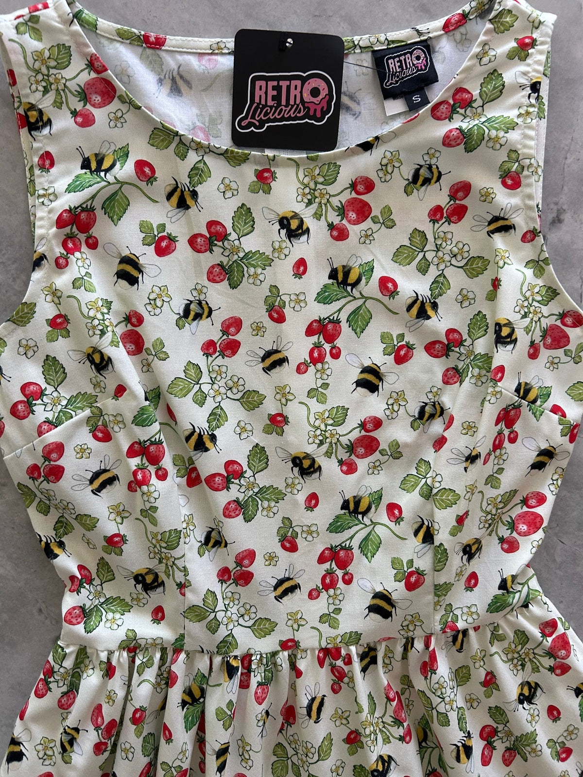 Berry Bees Vintage Dress - Medium only, 1 left!