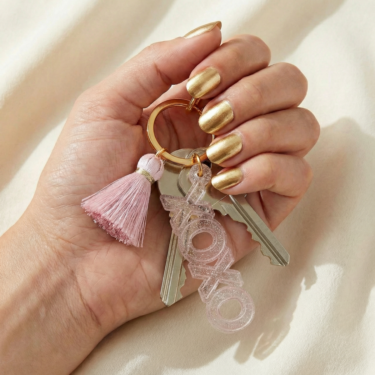 Acrylic Keychain with Tassel - XOXO or Babe | Cute Gold Tone Key Ring Gift Accessory