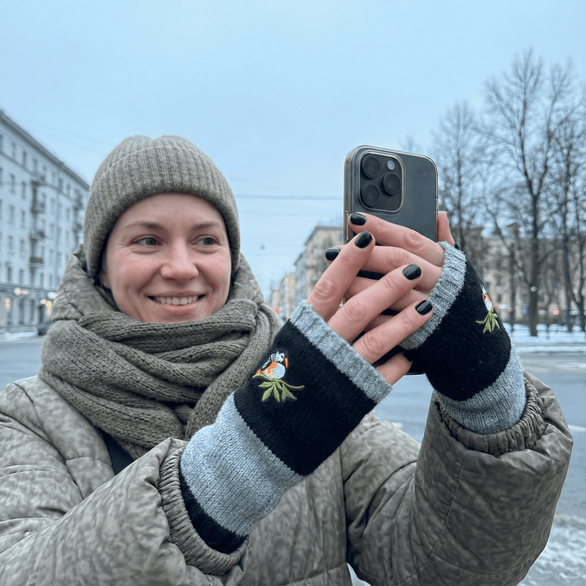 Bird Applique Arm Warmers | Fingerless Gloves in Black, Pink, or Green