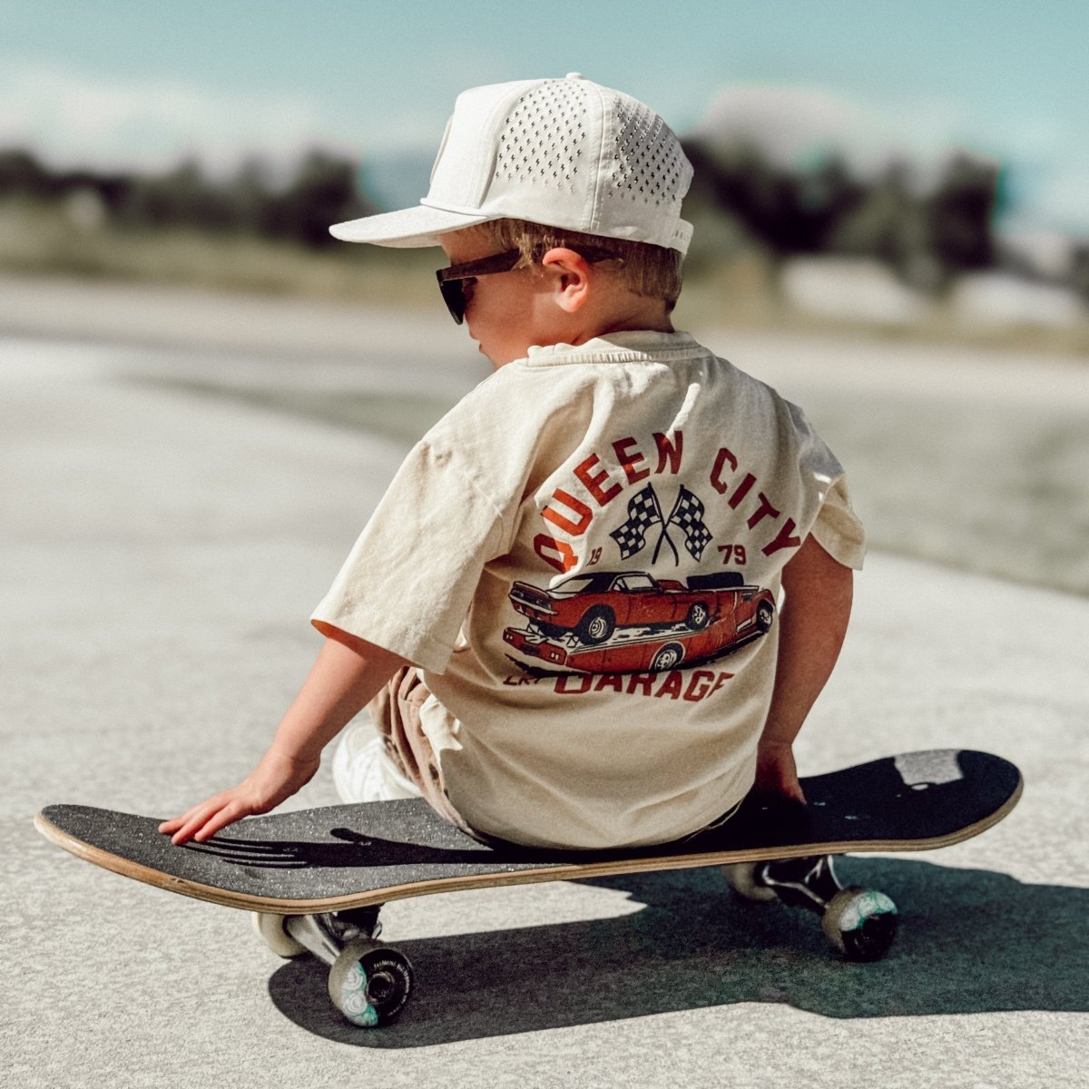 QUEEN CITY GARAGE TEE